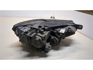 Фара передняя Volkswagen Passat 8 2015- левая