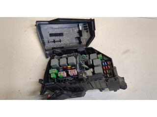 Блок предохранителей  Ford S-Max 2006-2010         