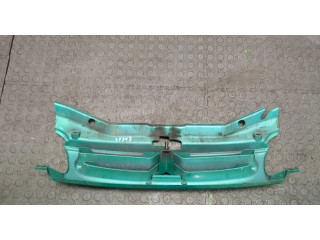 Решетка радиатора  Citroen Berlingo 1997-2002          