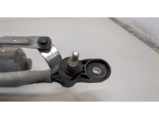 Двигатель стеклоочистителя (моторчик дворников) передний Mazda 3 (BK) 2003-2009