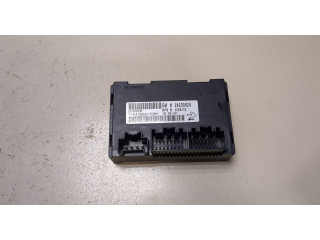 Блок комфорта  Chevrolet Tahoe 2006-2014      24239928  