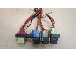 Блок реле Volkswagen Golf 6 2009-2012