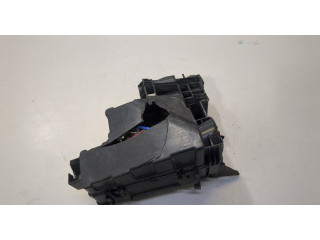 Блок предохранителей  Nissan Rogue 2014-2020      243817990a    2.5