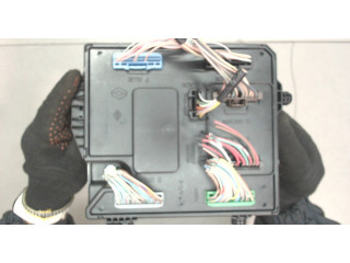 Блок комфорта Renault Scenic 2009-2012 284B13640R