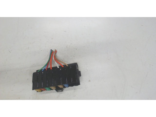 Блок предохранителей  Peugeot 3008 2009-2016          1.6