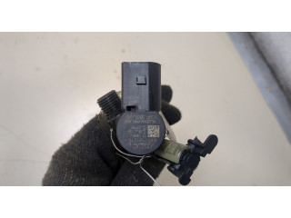 Форсунка топливная Skoda Octavia (A7) 2013-2023 04L130277BF