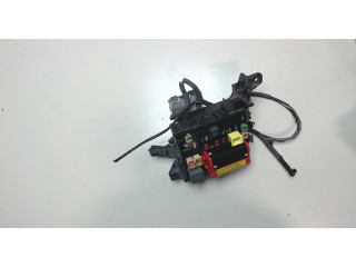 Блок предохранителей Mitsubishi Eclipse 2005-2011 507280267 2.4