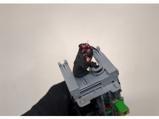 Блок предохранителей Chevrolet Equinox 2017- 22923945 1.5