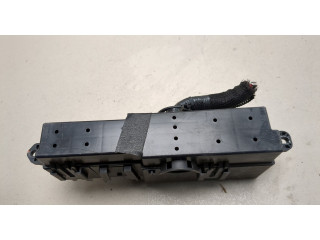 Блок предохранителей  Chevrolet Volt 2010-2015      20971956   