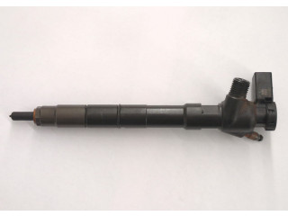 Форсунка топливная  Skoda Octavia (A7) 2013-2023    04L130277BF     