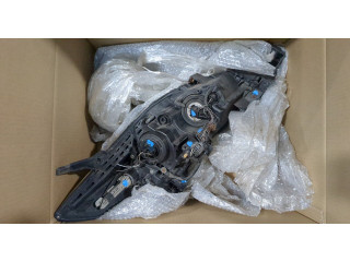 Фара передняя  Mazda 5 (CR) 2005-2010 левая 