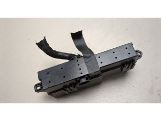 Блок предохранителей  Chevrolet Volt 2010-2015      20971956   