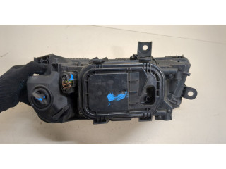 Фара передняя  Audi A6 (C6) 2004-2011 правая 