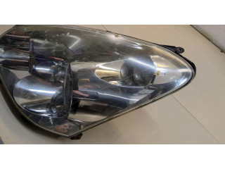 Фара передняя  Toyota Corolla Verso 2004-2009 левая 