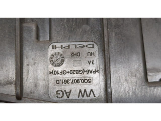 Блок предохранителей Skoda Octavia (A7) 2013-2023