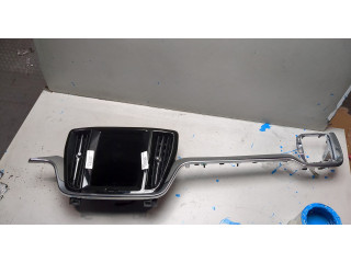 Дисплей бортового компьютера  Volvo V60 2018- 36013018, 31477274, 31477275       