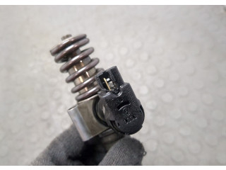 Форсунка топливная  Volkswagen Passat 6 2005-2010    03G130073S     