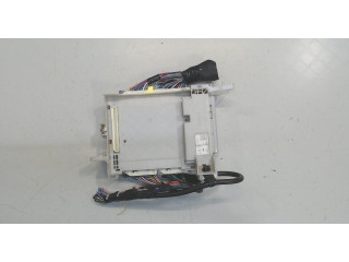 Блок комфорта  Toyota Yaris 2011-2014      82730-52F80   