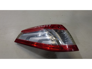 Задний фонарь