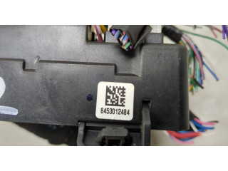 Блок предохранителей Mitsubishi Outlander 2012-2021