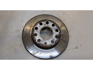 Диск тормозной Volkswagen Jetta 5 2004-2010 задний