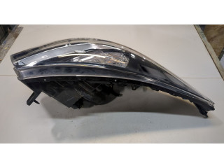 Фара передняя  Renault Trafic 2014-2021 правая 