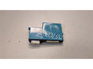 Блок комфорта  Toyota Yaris 2005-2011      8930052013  