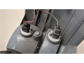 Задний фонарь          