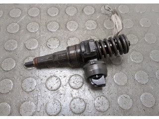 Форсунка топливная  Volkswagen Touareg 2002-2007    070130073N     