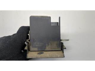 Замок багажника Skoda Yeti 2009-2018