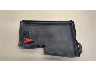 Крышка блока предохранителей  Ford Focus 2 2005-2008         