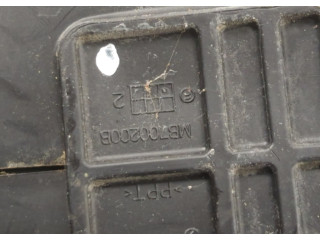 Блок предохранителей  Subaru Tribeca (B9) 2004-2014      82290XA04A, 82243AG01A, 82243XA03A   