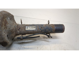 Стойка амортизатора  Volkswagen Golf 4 1997-2005 1J0413031S     