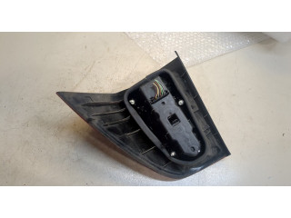 Задний фонарь          