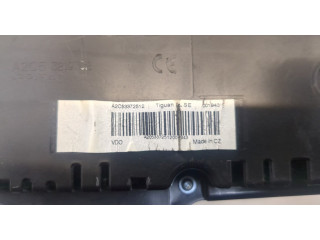 Панель приборов  Volkswagen Tiguan 2007-2011       5N0920961A     