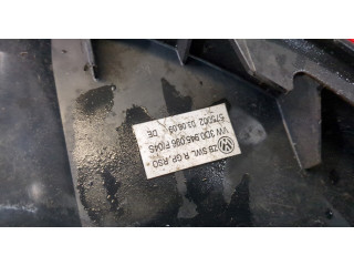 Задний фонарь          