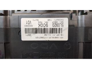 Панель приборов  Skoda Yeti 2009-2018       5L0920900K     