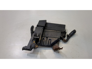 Блок предохранителей Lexus IS 2005-2013 8266253060