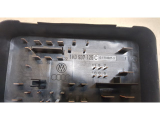 Блок предохранителей Volkswagen Golf 6 2009-2012