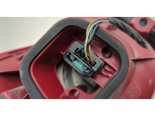 Задний фонарь          