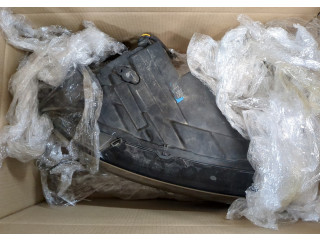 Фара передняя  Volkswagen Jetta 7 2018-2025 правая 