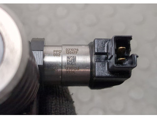 Форсунка топливная Volkswagen Passat 6 2005-2010 03G130073S