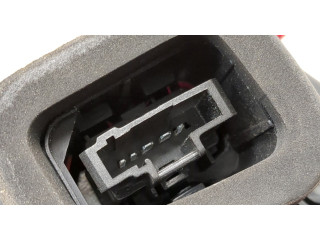 Задний фонарь          