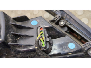 Задний фонарь          