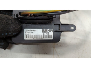 Моторчик печки  Peugeot 5008 2009-2016 P7708005    P7708005   