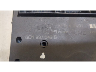 Блок предохранителей  Volkswagen Polo 2001-2005      6Q1937049B   