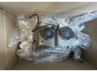 Фара передняя Cadillac STS 2004-2011 правая