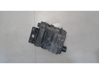 Корпус блока предохранителей Nissan Pathfinder 2004-2014 243827s110 4.0