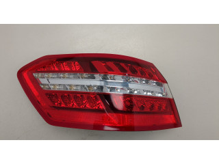 Задний фонарь          