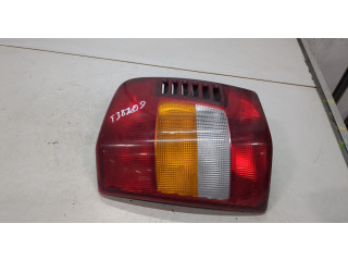 Задний фонарь Jeep Grand Cherokee 1999-2003